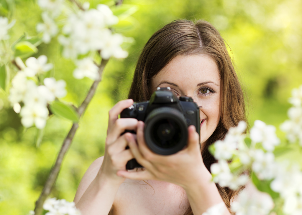 The Ultimate Guide to Making Money Selling Photos Online in 2025